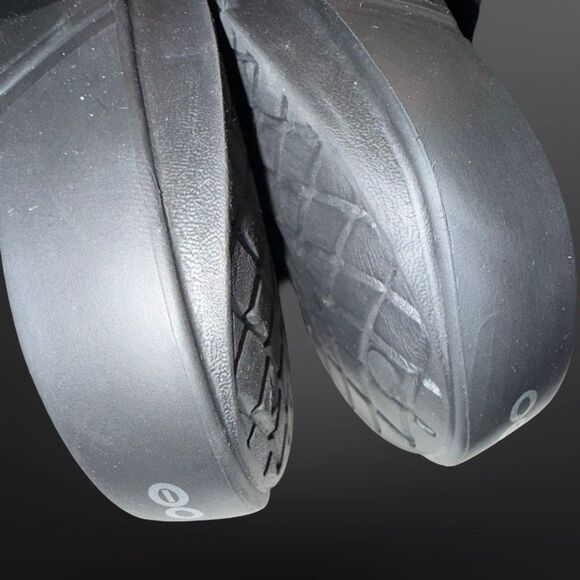 Adult Unisex Oofos OOLALA Matte Black Recovery Sandals Size M12 W14 - Picture 7 of 11